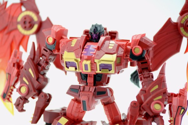 Fans Hobby MB 03A The Red Dragon Limited Exclusive Announced  (3 of 8)